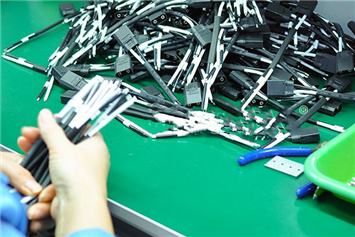 Discussion on SMD connectors in wire to board connectors